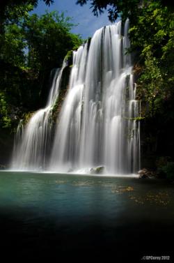 Cataratas Llanos de Cortes Waterfalls